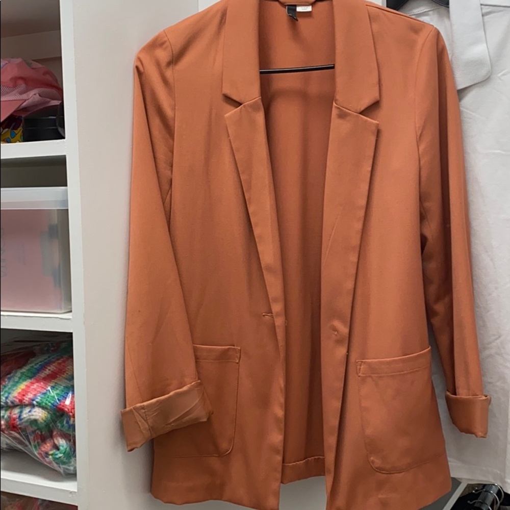 HM blazer coral color